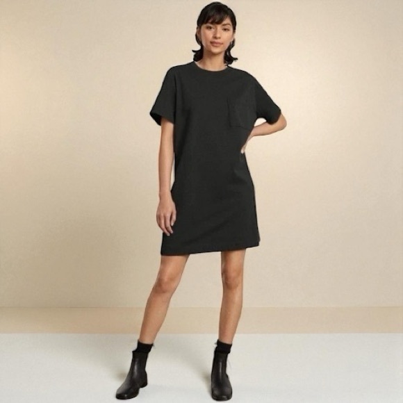 Everlane Dresses & Skirts - EVERLANE The Organic Cotton Weekend Tee Dress in Black (S)